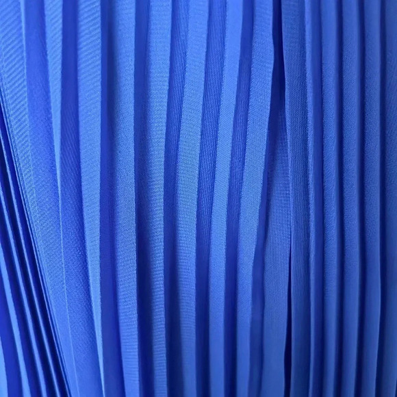 Laundry by Shelli Segal Pleated Chiffon Gown Blue Size 8 - Picture 7 of 8